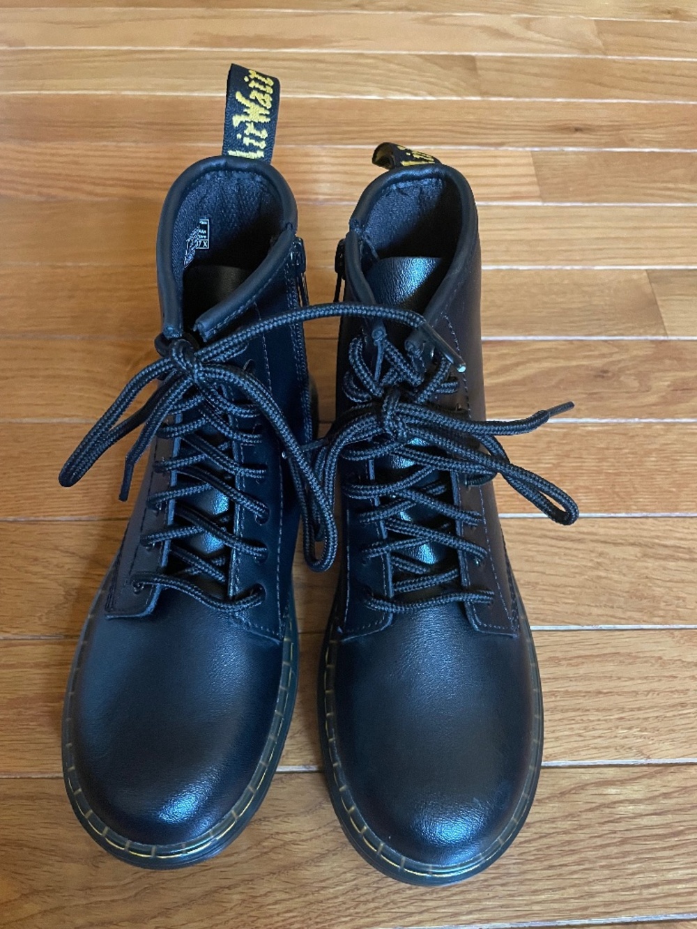 Kid’s nearly new Dr. Martens boots.